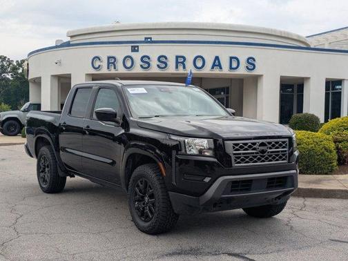 Black 2022 Nissan Frontier SV