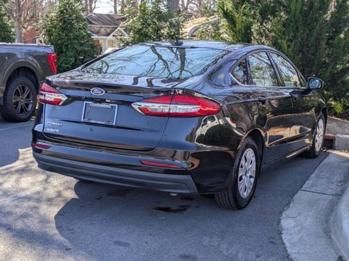 2019 Ford Fusion S