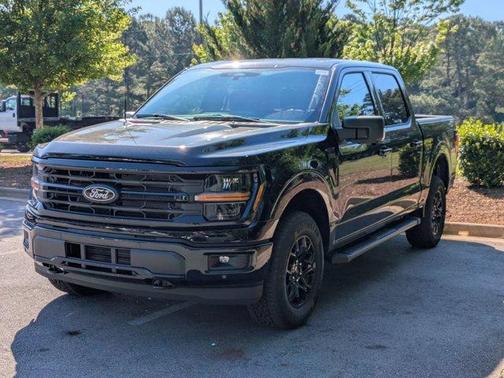 Agate Black Metallic 2026 Ford F-150 XLT