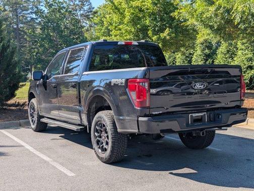 Agate Black Metallic 2026 Ford F-150 XLT