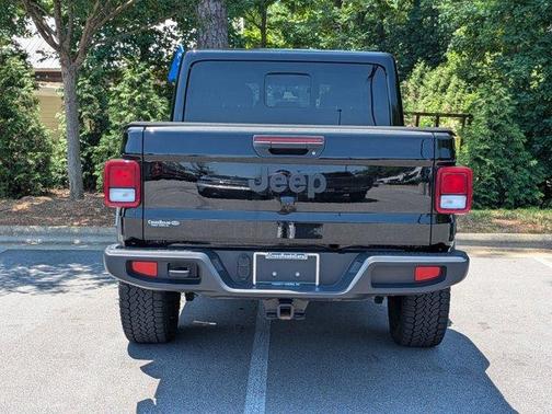 Black Clearcoat 2024 Jeep Gladiator Nighthawk
