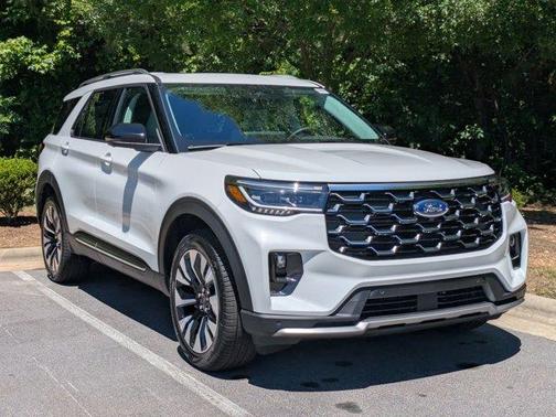Star White 2026 Ford Explorer Platinum