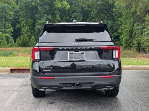 Agate Black Metallic 2026 Ford Explorer Active