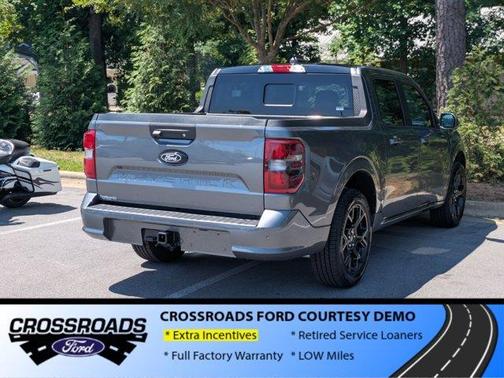Carbonized Gray Metallic 2026 Ford Maverick Lobo High