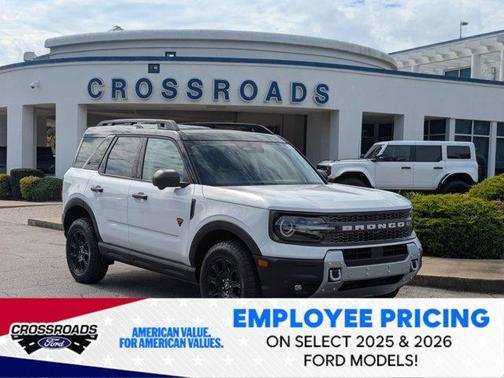 Oxford White 2025 Ford Bronco Sport Badlands