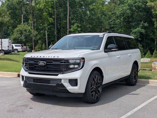 Star White 2026 Ford Expedition Max Platinum