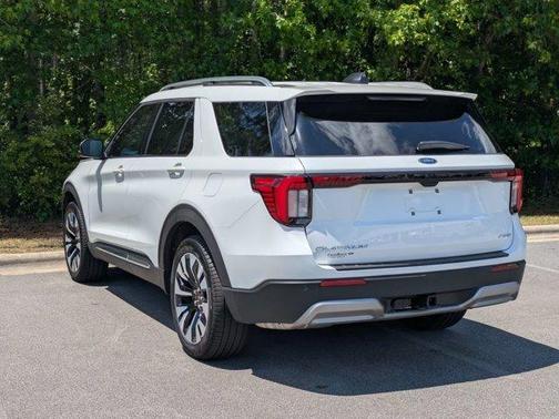 White Metallic 2026 Ford Explorer Platinum