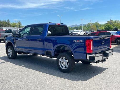 Blue Metallic 2026 Ford F-250 XLT