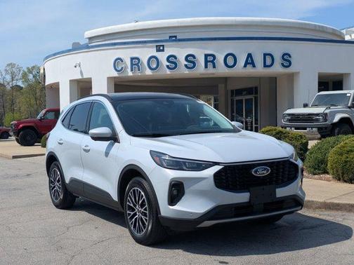 Silver Metallic 2025 Ford Escape PHEV