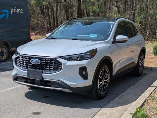 Silver Metallic 2025 Ford Escape PHEV