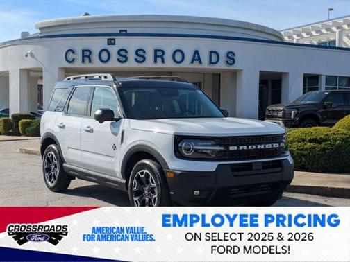 Oxford White 2025 Ford Bronco Sport Outer Banks