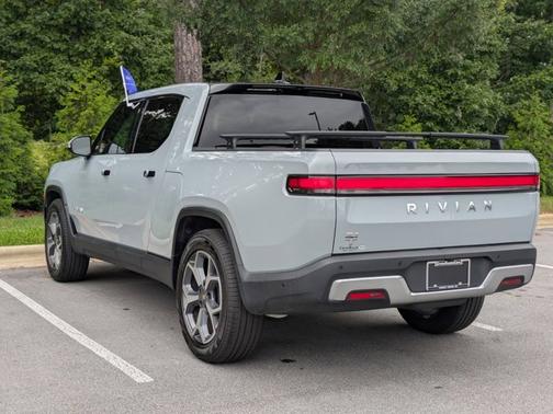 2024 Rivian R1T ADVENTURE
