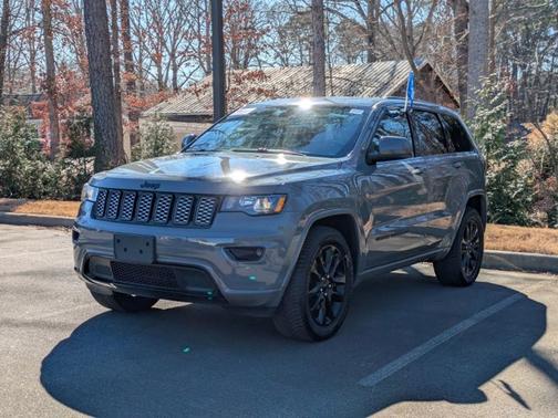 2021 Jeep Grand Cherokee LAREDO