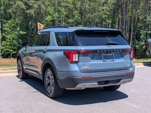 Vapor Blue 2025 Ford Explorer Active