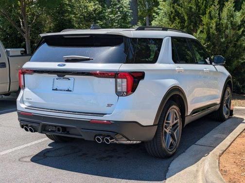 Star White 2026 Ford Explorer ST