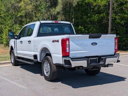 Oxford White 2026 Ford F-250 XL