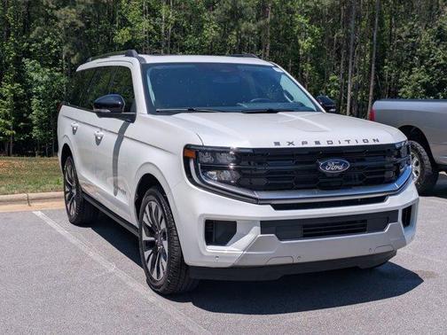 Star White 2026 Ford Expedition Platinum