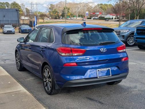 2018 Hyundai Elantra GT BASE