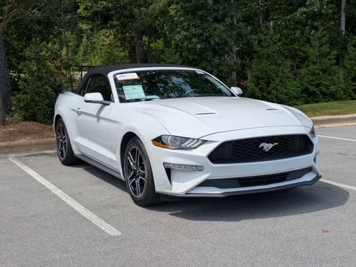 2022 Ford Mustang ECOBOOST PREMIUM