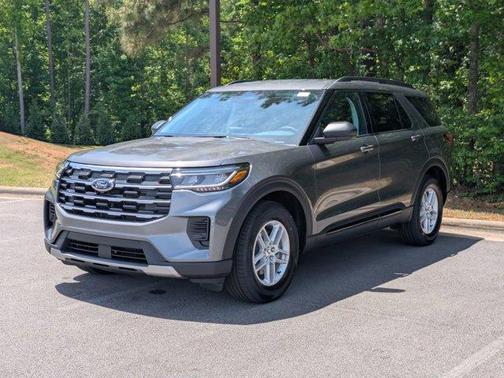 Carbonized Gray Metallic 2026 Ford Explorer Active