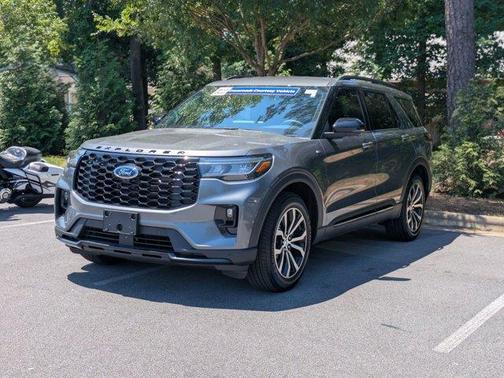 Carbonized Gray Metallic 2026 Ford Explorer ST-Line