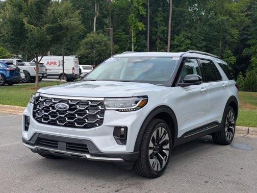 Space White Metallic 2026 Ford Explorer Platinum