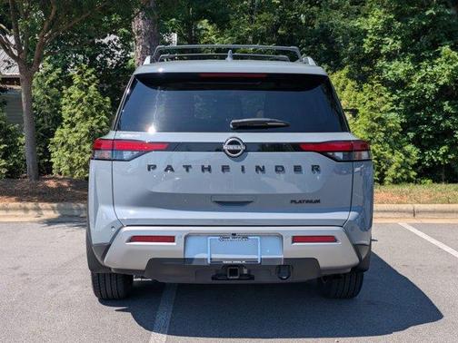 Boulder Gray Pe 2024 Nissan Pathfinder Platinum