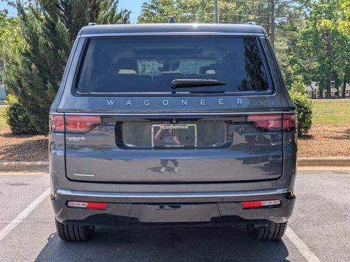 Metallic 2023 Jeep Wagoneer Base