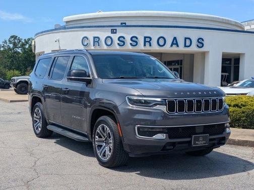 Metallic 2023 Jeep Wagoneer Base