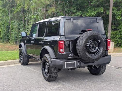 Shadow Black 2026 Ford Bronco Big Bend