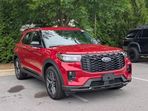 Rapid Red Metallic Tinted Clearcoat 2026 Ford Explorer ST-Line