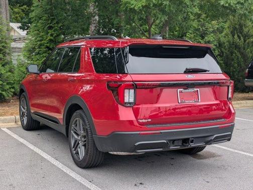 Rapid Red Metallic Tinted Clearcoat 2026 Ford Explorer ST-Line