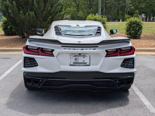 White Pearl Metallic 2023 Chevrolet Corvette Stingray w/3LT