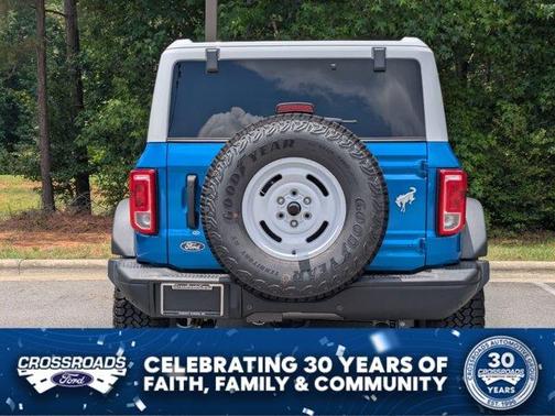 Velocity Blue Metallic 2026 Ford Bronco Heritage Edition