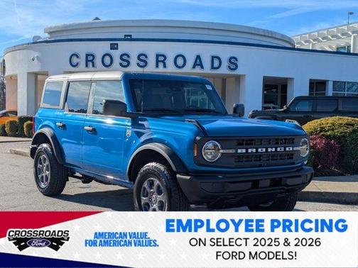 Velocity Blue Metallic 2025 Ford Bronco Big Bend