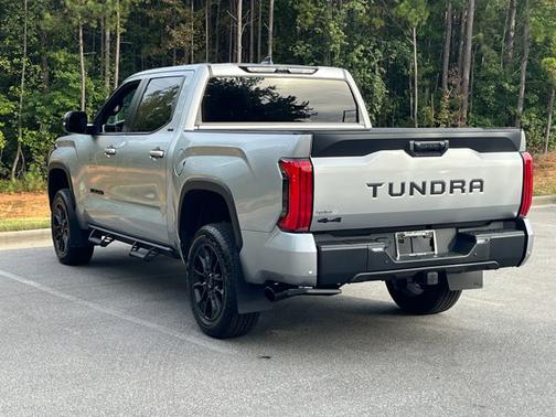 2025 Toyota Tundra SR5