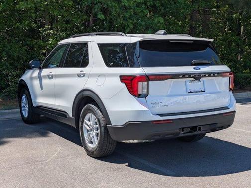 Star White 2026 Ford Explorer Active