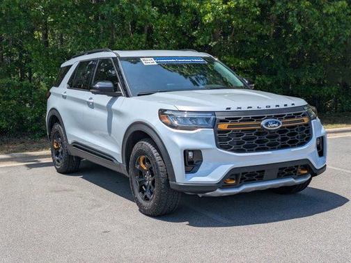 Space White Metallic 2026 Ford Explorer Tremor