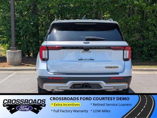 Space White Metallic 2026 Ford Explorer Tremor
