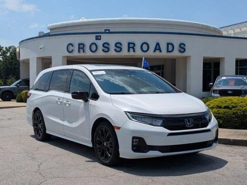 White 2025 Honda Odyssey Sport-L