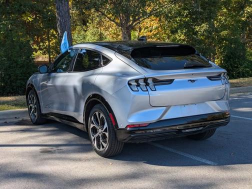 2022 Ford Mustang Mach-E PREMIUM
