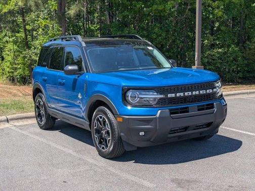 Velocity Blue Metallic 2025 Ford Bronco Sport Outer Banks