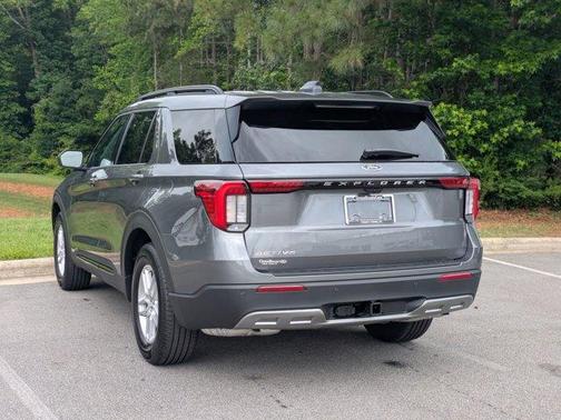 Carbonized Gray Metallic 2026 Ford Explorer Active