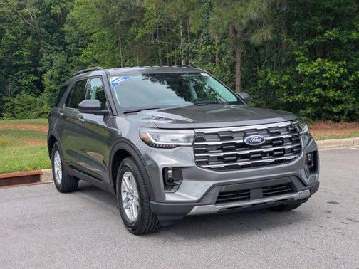 Carbonized Gray Metallic 2026 Ford Explorer Active
