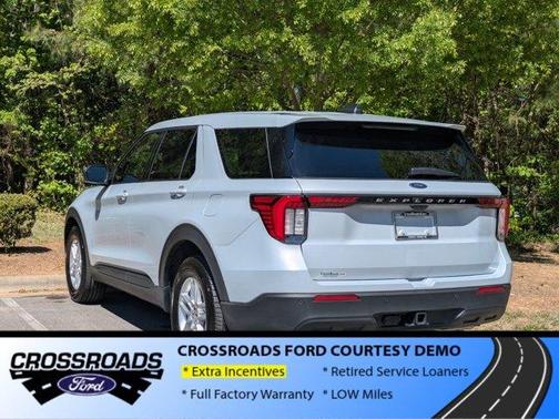 Space White Metallic 2026 Ford Explorer Active