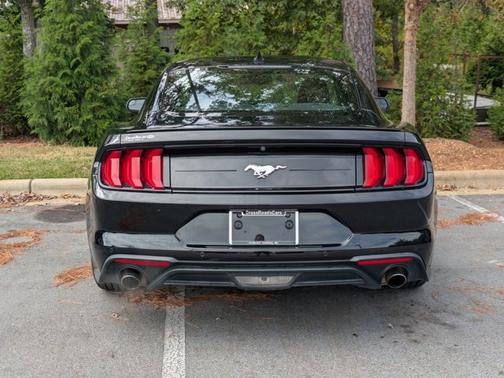 2020 Ford Mustang ECOBOOST
