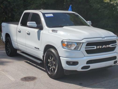Bright White Clearcoat 2020 RAM 1500 BIG HORN/LONE STAR