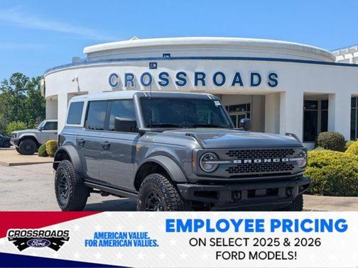 Carbonized Gray Metallic 2026 Ford Bronco Badlands