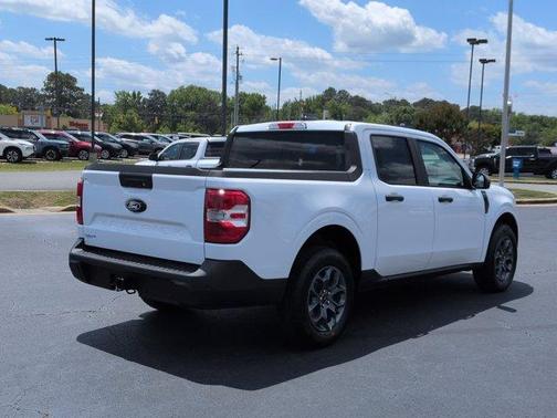 Oxford White 2026 Ford Maverick XLT