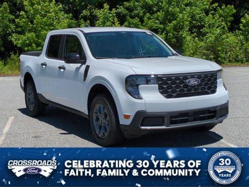Oxford White 2026 Ford Maverick XLT